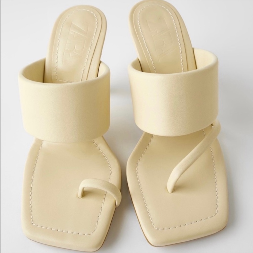 🆕 Padded Sandals - Picture 9 of 11